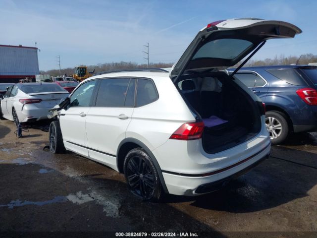 3VVCB7AX0NM079185 Volkswagen Tiguan 2.0t Se R-line Black