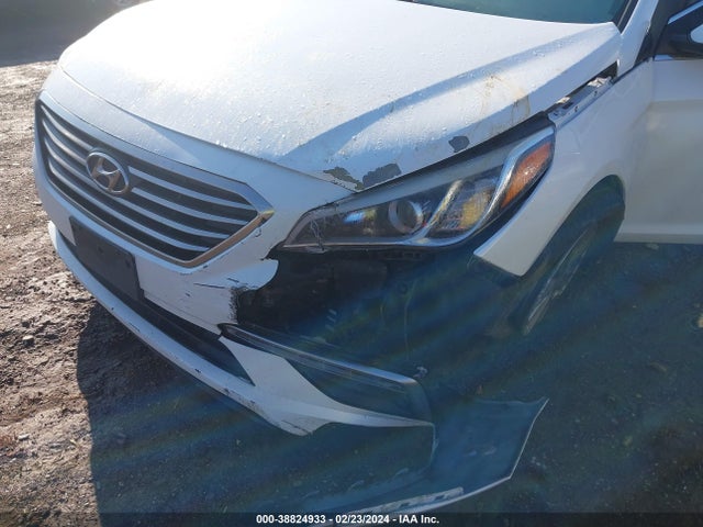 Hyundai SONATA SE 2015 5NPE24AF4FH122558 Image 6