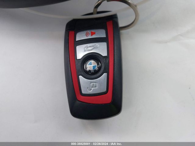 WBA8B9C56JEE83216 BMW 330I