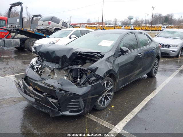 Toyota COROLLA SE 2019 5YFBURHE8KP900414 Image 2