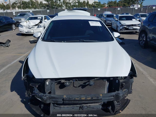 Hyundai SONATA SEL 2019 5NPE34AFXKH766315 Image 13
