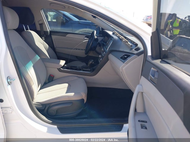 Hyundai SONATA SEL 2019 5NPE34AFXKH766315 Image 5