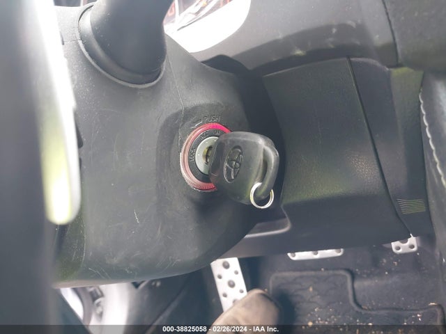 Toyota 86 2017 JF1ZNAA11H8705866 Image 11