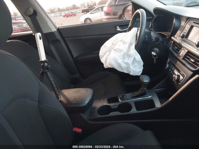KIA Optima Lx 2016 5XXGT4L33GG036647 Image 5