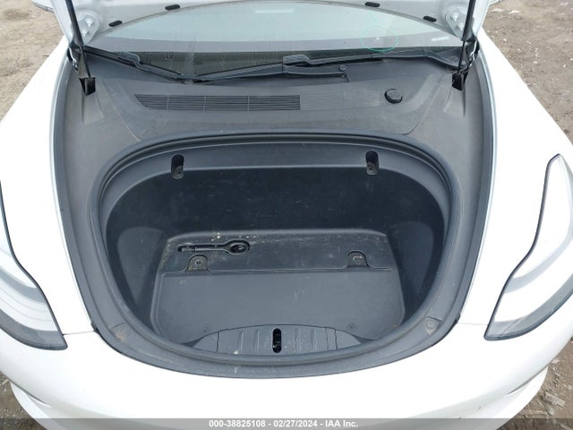 5YJ3E1EA6LF590748 Tesla MODEL 3