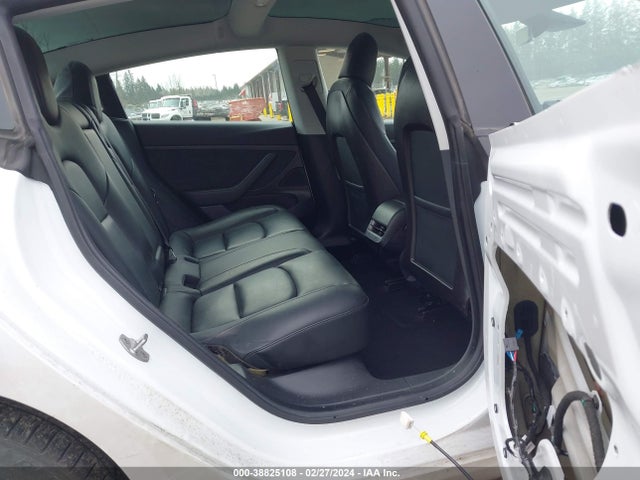 5YJ3E1EA6LF590748 Tesla MODEL 3