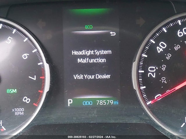 Toyota RAV4 LE 2019 JTMG1RFV0KD046524 Image 16