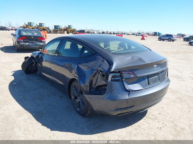 Tesla Model 3 Rear-wheel Drive 2023 5YJ3E1EAXPF656403 Image 3