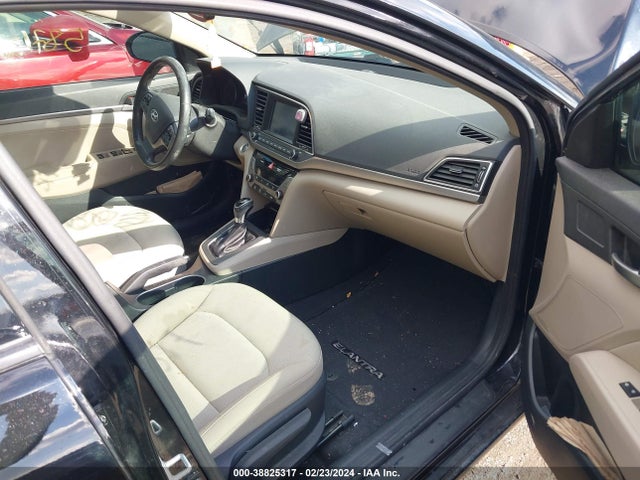Hyundai Elantra Value Edition 2018 5NPD84LF5JH380197 Image 5