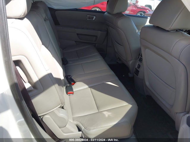Honda Pilot Touring 2014 5FNYF3H94EB007760 Image 8