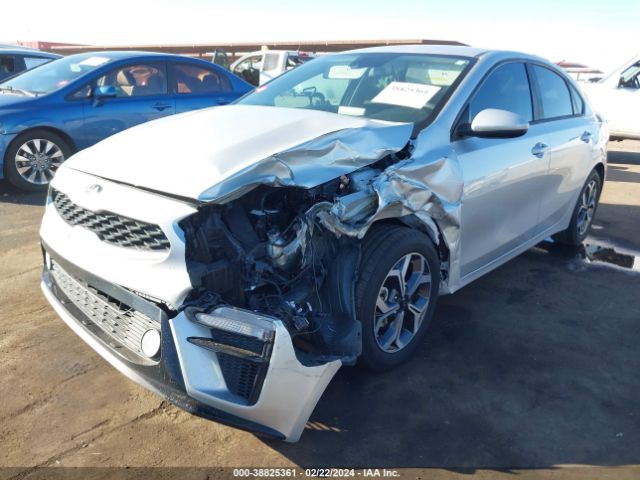 3KPF24AD8KE040849 KIA Forte Lxs