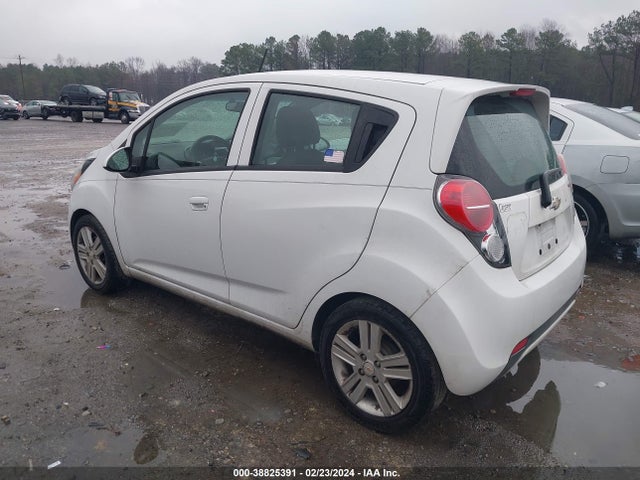 Chevrolet Spark 1lt Cvt 2015 KL8CD6S95FC799368 Image 3