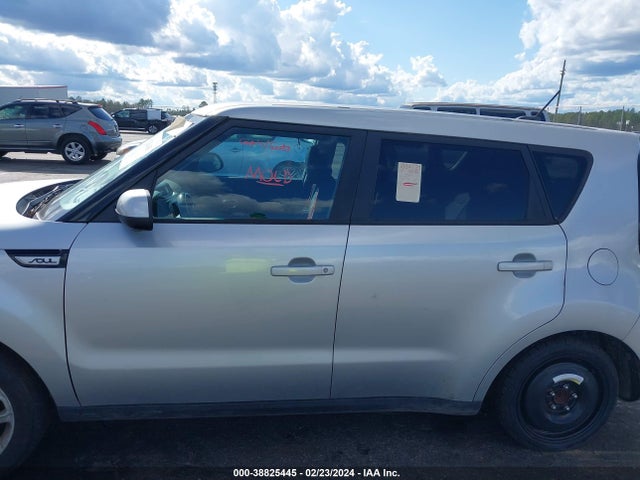 KIA SOUL + 2019 KNDJP3A52K7664418 Image 15
