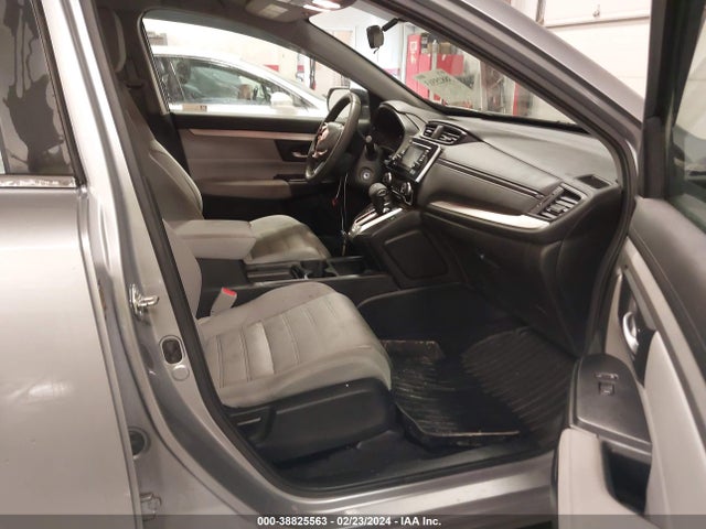 Honda CR-V LX 2018 2HKRW6H38JH228517 Image 5
