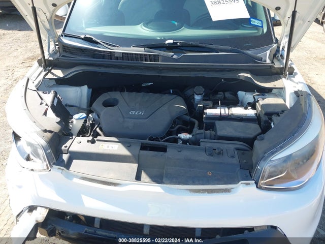 KIA Soul 2016 KNDJN2A20G7266024 Image 10