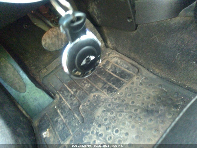 2011 MINI COOPER COUNTRYMAN WMWZB3C58BWM01433 Photo 10