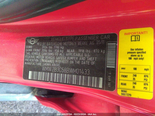 2011 MINI COOPER COUNTRYMAN WMWZB3C58BWM01433 Photo 8