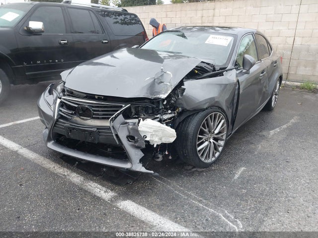 Lexus IS 250 2014 JTHBF1D29E5030230 Image 2