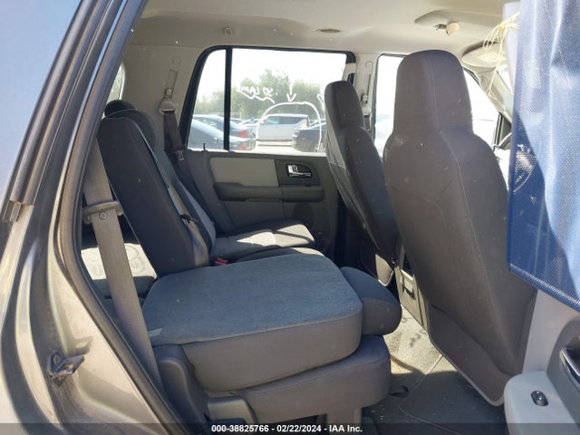 2005 FORD EXPEDITION XLT VIN: 1FMPU15535LA76276
