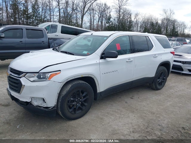 Chevrolet Traverse Ls 2019 1GNEVFKW9KJ310048 Image 2