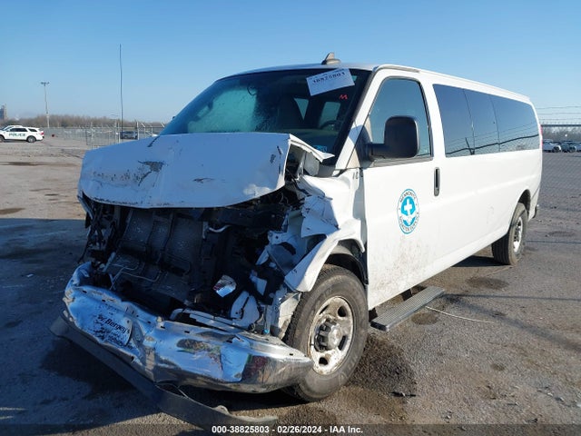 Chevrolet Express 3500 Lt 2017 1GAZGPFF4H1337115 Image 2