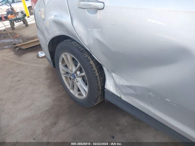 1FADP3F20FL325588 Ford FOCUS SE