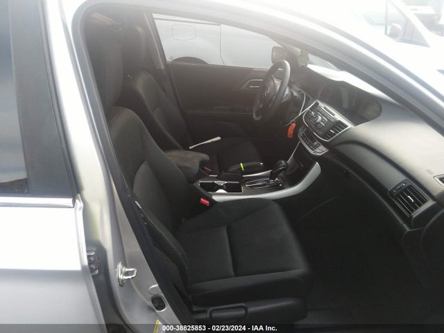 Honda ACCORD LX 2015 1HGCR2F3XFA014640 Image 5