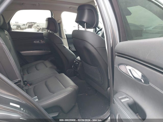 Genesis Gv70 2.5t Awd 2022 KMUMADTB2NU062564 Image 8