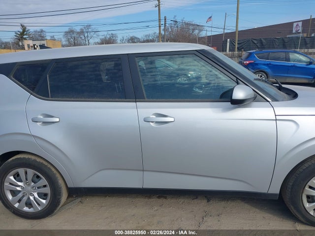 KIA SOUL LX 2020 KNDJ23AU9L7101437 Image 13