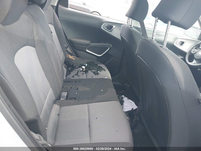 KIA SOUL LX 2020 KNDJ23AU9L7101437 Image 8