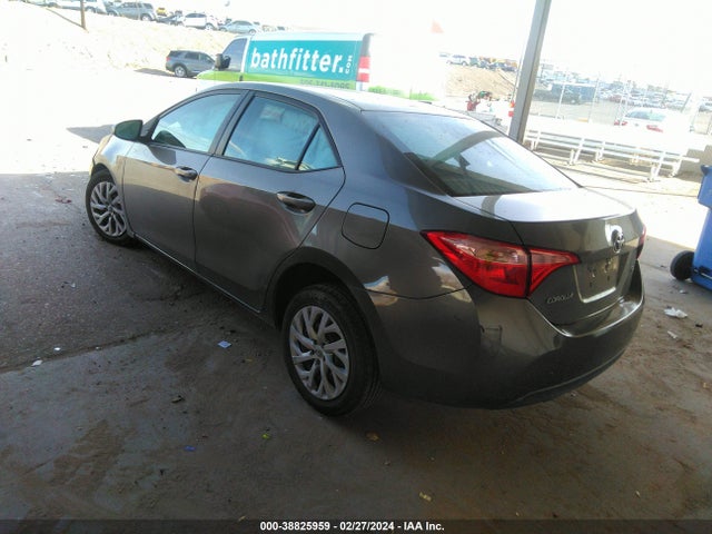 Toyota COROLLA LE 2019 5YFBURHE2KP895517 Image 3