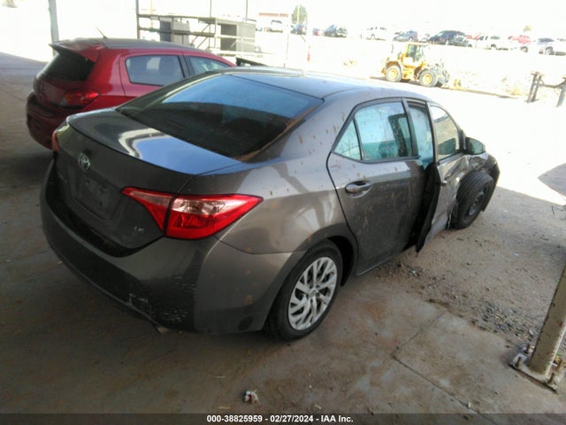 Toyota COROLLA LE 2019 5YFBURHE2KP895517 Image 4