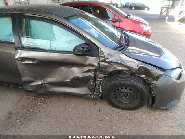 Toyota COROLLA LE 2019 5YFBURHE2KP895517 Image 6
