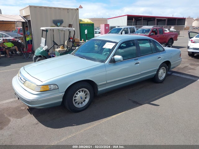 1996 FORD CROWN VICTORIA LX VIN: 2FALP74W0TX164392