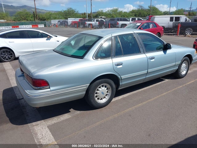 1996 FORD CROWN VICTORIA LX VIN: 2FALP74W0TX164392