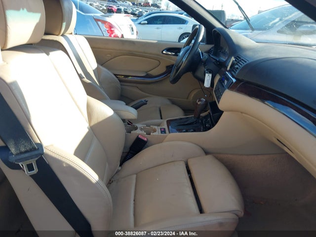 2005 Bmw 325ci მანქანა იყიდება აუქციონზე, vin: WBABW33465PL35346, აუქციონის ნომერი: 38826087