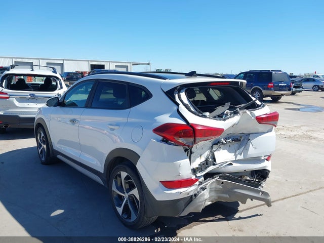 Hyundai Tucson Value 2018 KM8J33A26JU744723 Image 3