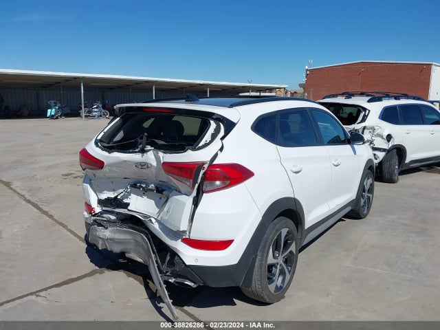 Hyundai Tucson Value 2018 KM8J33A26JU744723 Image 4