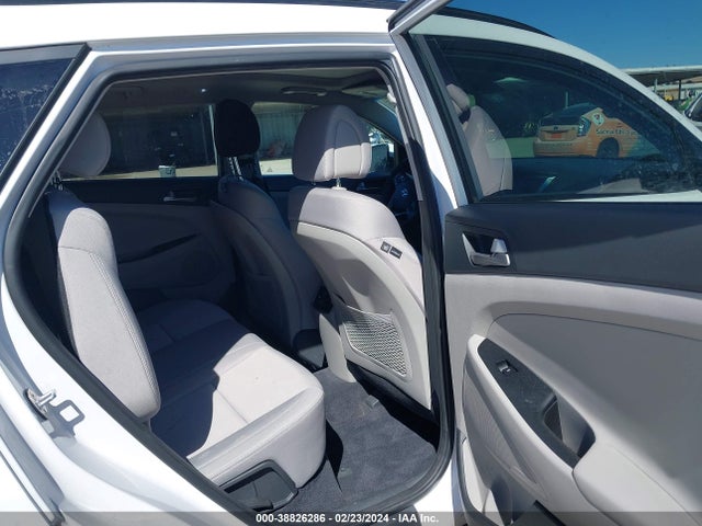 Hyundai Tucson Value 2018 KM8J33A26JU744723 Image 8