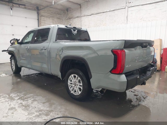 Toyota Tundra Sr5 2024 5TFLA5EC1RX021356 Image 3