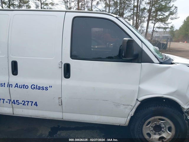 Chevrolet Express 2500 Work Van 2016 1GCWGAFF8G1216058 Image 14