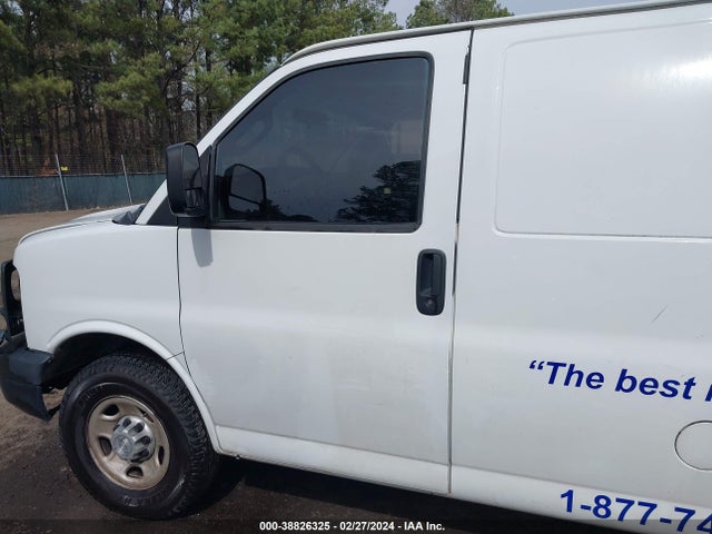 Chevrolet Express 2500 Work Van 2016 1GCWGAFF8G1216058 Image 15