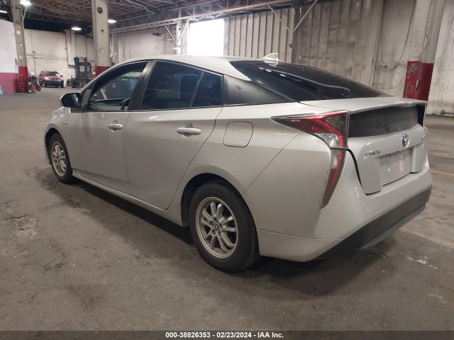 Toyota Prius Two 2016 JTDKBRFU7G3529147 Image 3