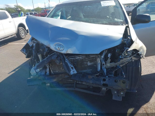 Toyota Sienna L 7 Passenger 2015 5TDZK3DC7FS528891 Image 6