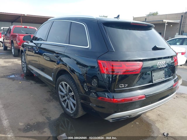 WA1LAAF72JD048642 Audi Q7 3.0t Premium