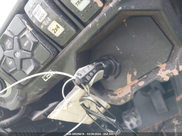 2023 CAN-AM COMMANDER MAX 3JBACAX43PE001674 Photo 10