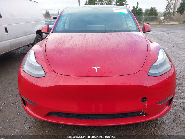 2021 Tesla Model Y Performance Dual Motor All-wheel Drive მანქანა იყიდება აუქციონზე, vin: 5YJYGDEF7MF173377, აუქციონის ნომერი: 38826641