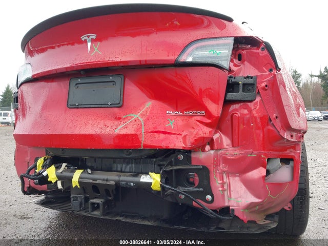 2021 Tesla Model Y Performance Dual Motor All-wheel Drive მანქანა იყიდება აუქციონზე, vin: 5YJYGDEF7MF173377, აუქციონის ნომერი: 38826641