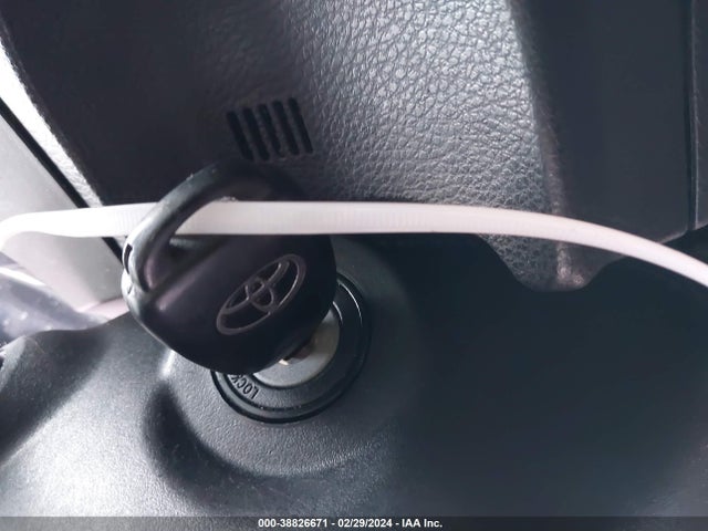Toyota Corolla Le Plus 2015 2T1BURHE6FC248141 Image 11