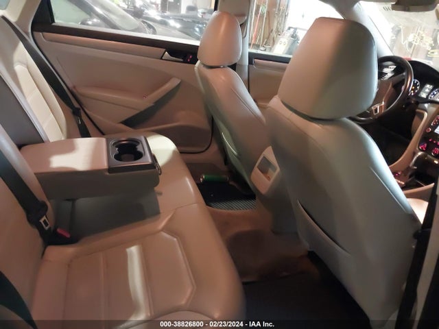 1VWAS7A38FC090647 Volkswagen Passat 1.8t Limited Edition